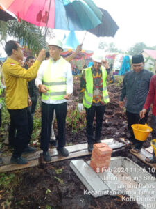 Walikota Dumai H.Paisal.SKM.MARS Meletakkan Batu Pertama Ikatan Keluarga Rokan Hilir