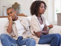 5 Hal yang Harus Dilakukan saat Pasangan sedang Marah