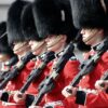 Kenapa Royal Guard di Istana Buckingham Inggris Tidak Boleh Tertawa saat Berjaga?