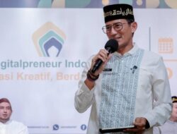 Sandiaga Ajak Santri Az-Ziyadah Klender Memperkuat Ekonomi Kreatif Indonesia