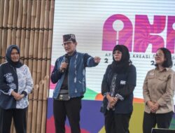 Sandiaga Bangga Wisman Antusias Borong Produk UMKM di AKI 2024 Labuan Bajo