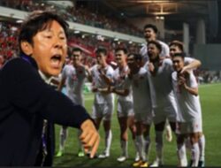 Media Vietnam Bikin Kolase Wajah Shin Tae-yong dan Sengaja Rangkum Cuitan Suporter Ledek Timnas Indonesia